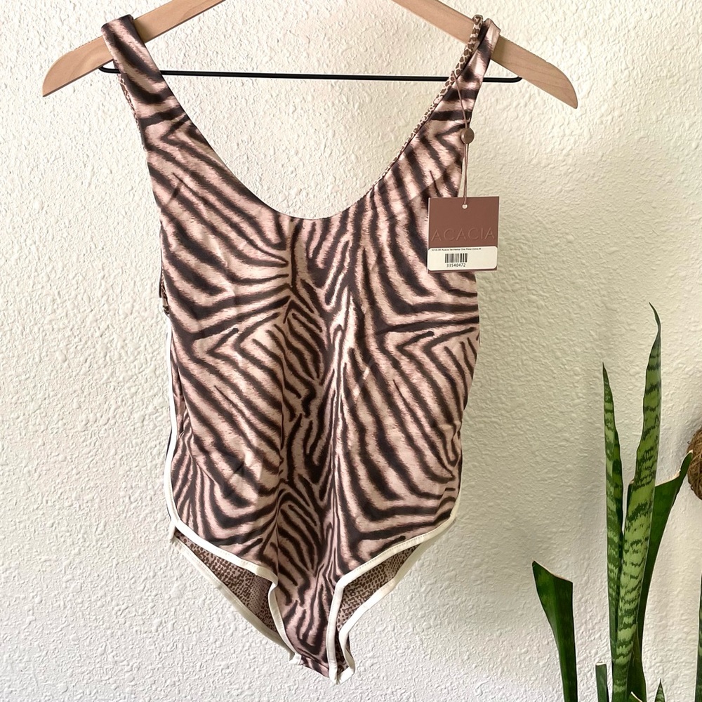 Acacia Palm Springs one piece in Zebra